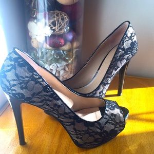 Marciano Guess black lace eloquent shoes (no wear)